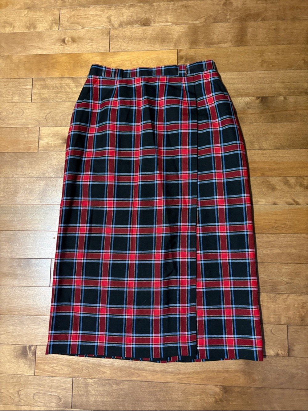 Vintage Red and Black Plaid Pencil Skirt